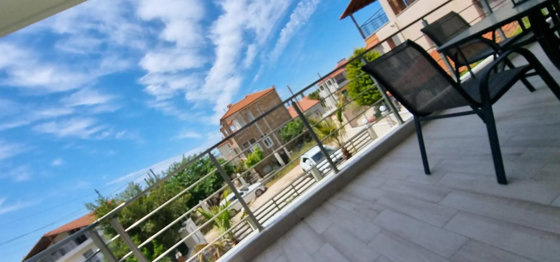 Niki Mare Luxury Apartments & Villa Nikiti